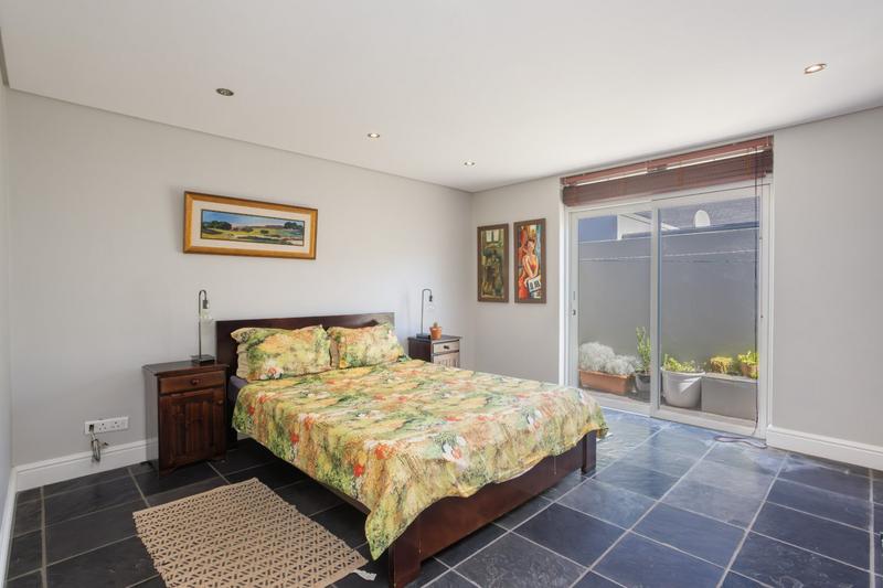 6 Bedroom Property for Sale in Lake Michelle Western Cape